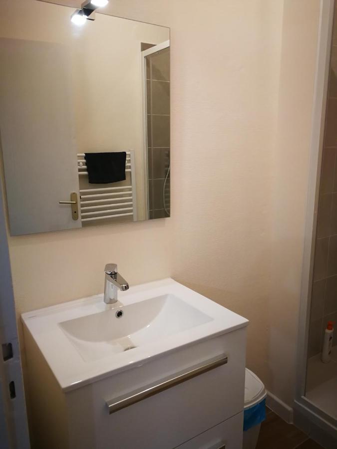 Appartement T4 Lumineux Avec Balcon - 3Eme Etage Sans Ascenseur Tarbes Exterior photo